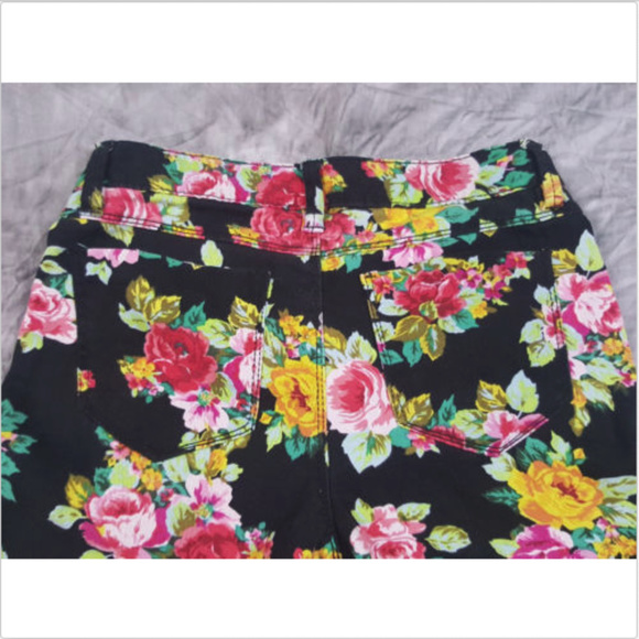 Mudd Skinny Jeans Black Floral Denim Size 1 - Picture 6 of 7